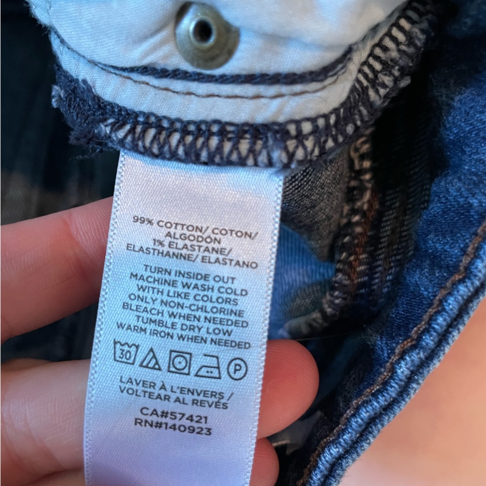 Madewell 10” High Rise Skinny Crop Jean - Picture 3 of 5